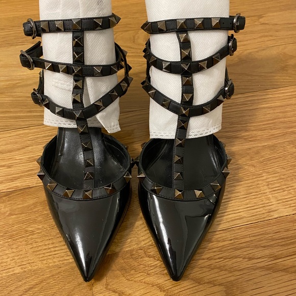 VALENTINO ROCKSTUDS!! - Picture 2 of 7